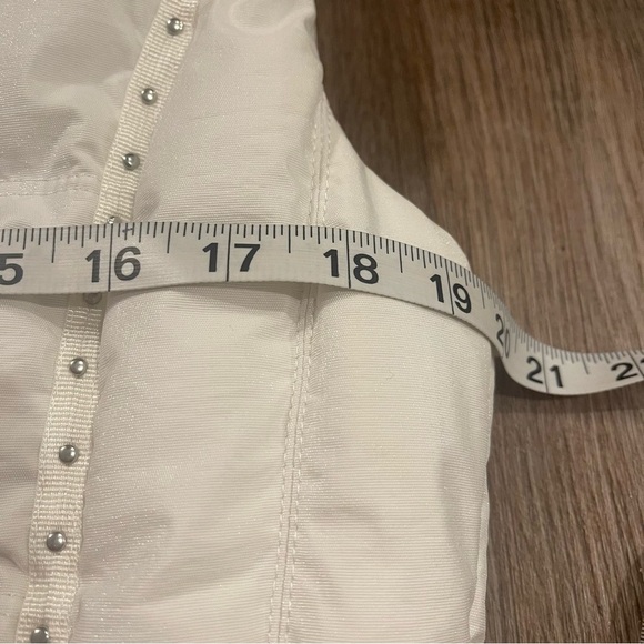 A Diamond In The Snow Puffer Vest Women’s Sz 6 Ivory Reversible Packable Ski - Picture 11 of 13